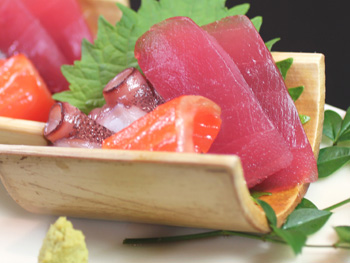 お刺身の盛合せ 【3種盛】<br>Assorted Sashimi 【3 types of fish】