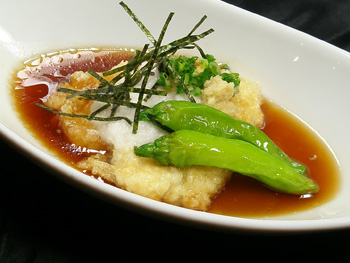 ふわとろ揚げ出し豆腐<br>Melt in your mouth Deep Fried Tofu, served in a soy based soup