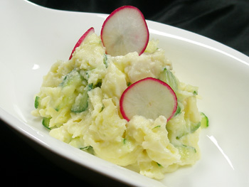 らくい風ポテトサラダ<br>Rakui Original Potato Salad