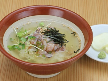 お茶漬け(たこわさび)<br>“Rice and Octopus with Wasabi (Japanese Horseradish Paste)  and  Green Tea Poured Over It”