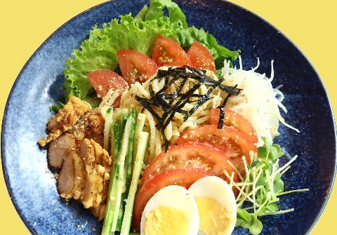ラーメンサラダ<br>Ramen Noodle Salad