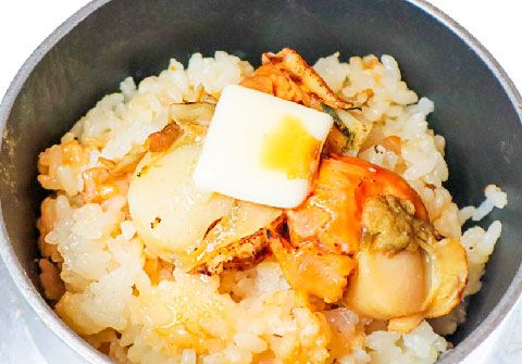 ホタテバター醤油釜めし