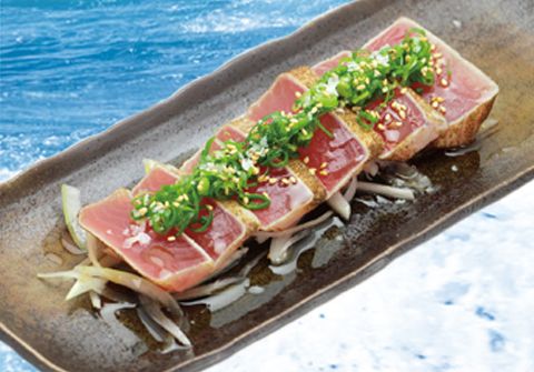 マグロのユッケ塩タタキ