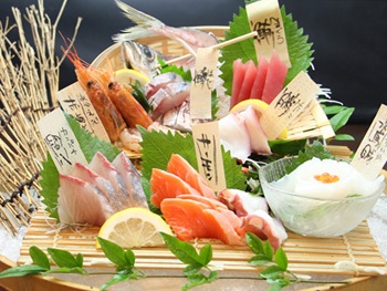 大漁盛り<br>Sashimi  Tairyou mori –  Large【7 types of fish】
