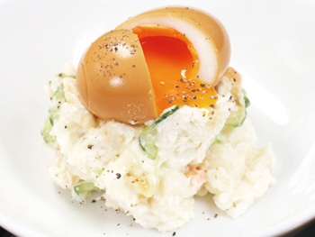 恵屋流ポテトサラダ<br>Potato Salad (Megumiya Special)