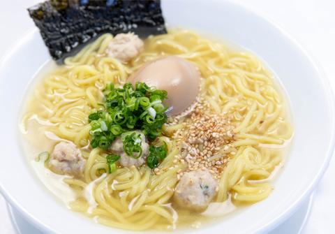 恵屋 鶏ラーメン<br>Chicken Ramen (Megumiya Special)