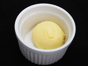 アイスクリーム<br>Ice Cream