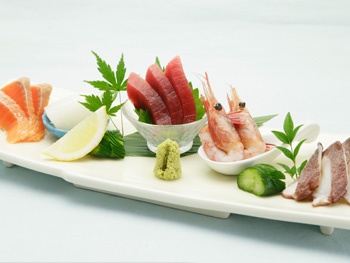 お刺身の盛り合わせ<br>Assorted Sashimi Platter