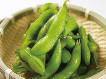 ざる盛り枝豆<br>Edamame Soy Beans served on a bamboo basket