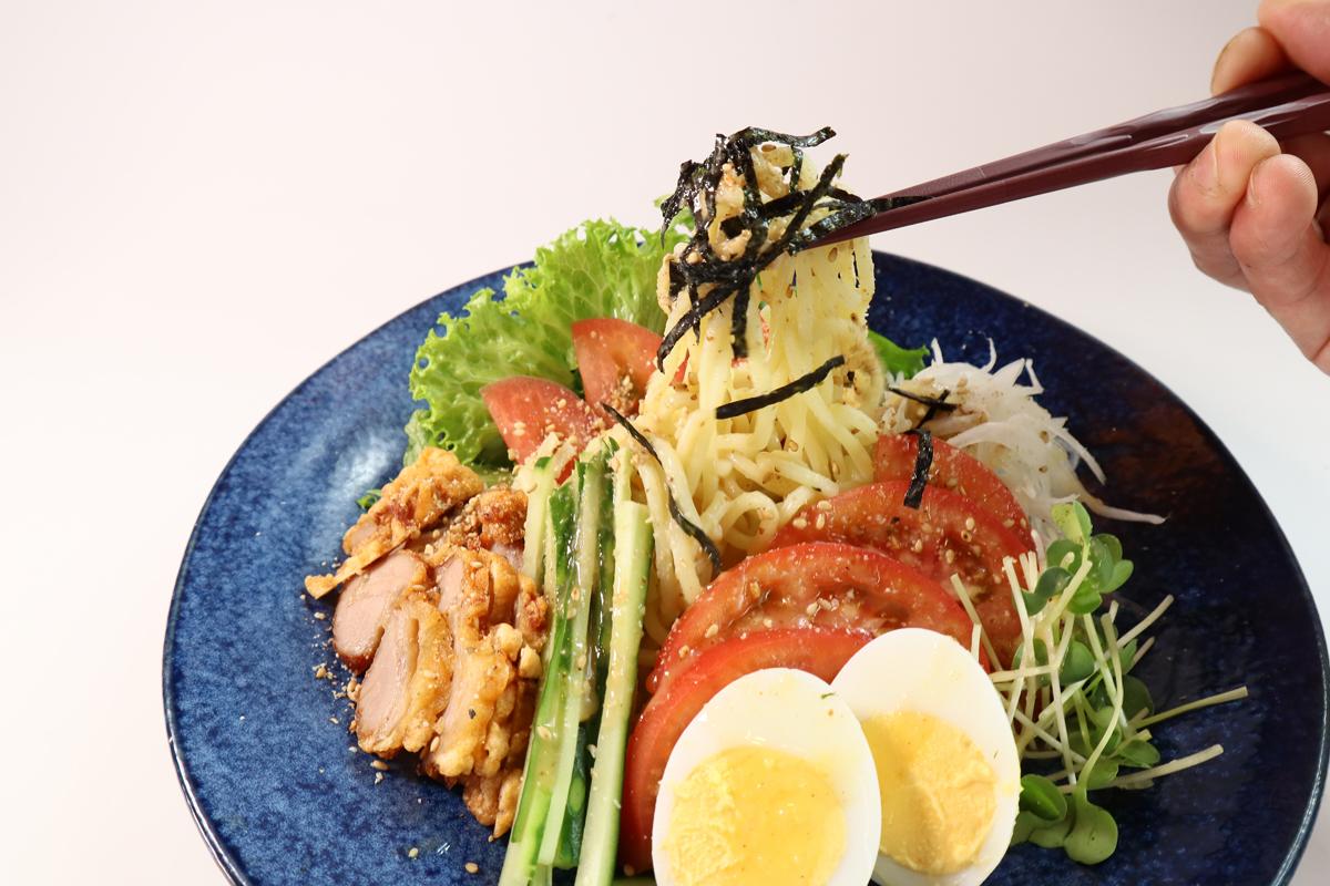 恵屋名物！ラーメンサラダ